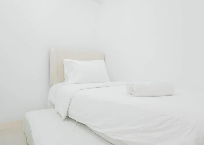 Elegant 2Br At Bassura City Apartment By Travelio